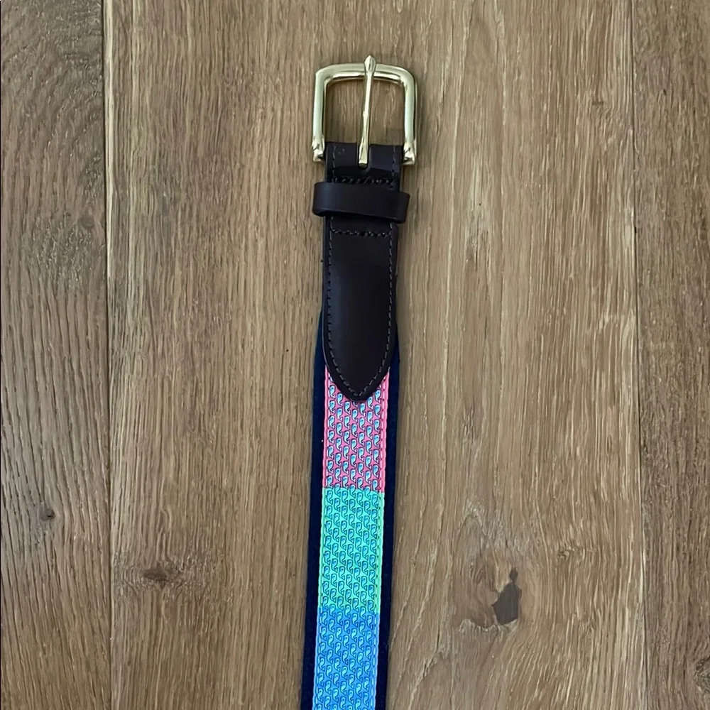 Vineyard Vines 32 Navy and Brown Belt with Gold Buckle- Whale pastel Print - Picture 1 of 6